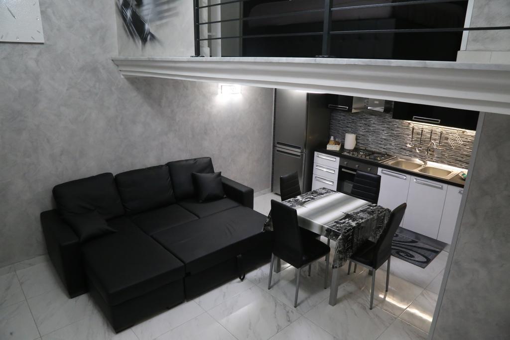 Casa Vacanze Sannazzaro 70 Naples Exterior photo